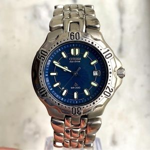 Citizen Eco Drive Blue Dial Men’s Watch w/ Rotating Bezel, Date and New Crystal